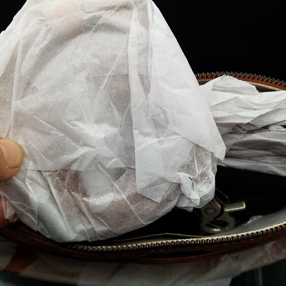 👜 Frye Melissa Crossbody Bag – Apricot – 100% Leather – NEW (Small Mark Noted) - Picture 12 of 16